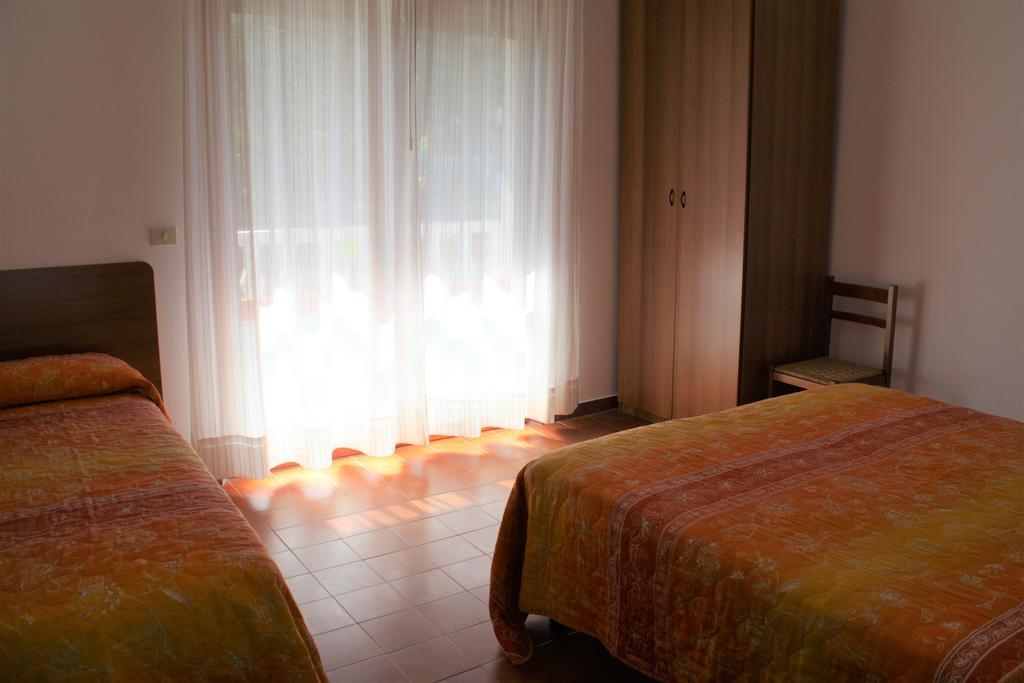 Villa Rosy Lignano Sabbiadoro Exterior photo